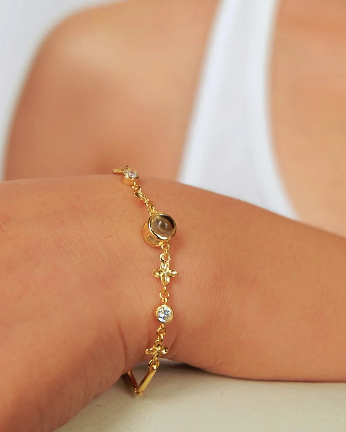Pulseira Segredo Eterno™ | Porque algumas memórias merecem eternidade.